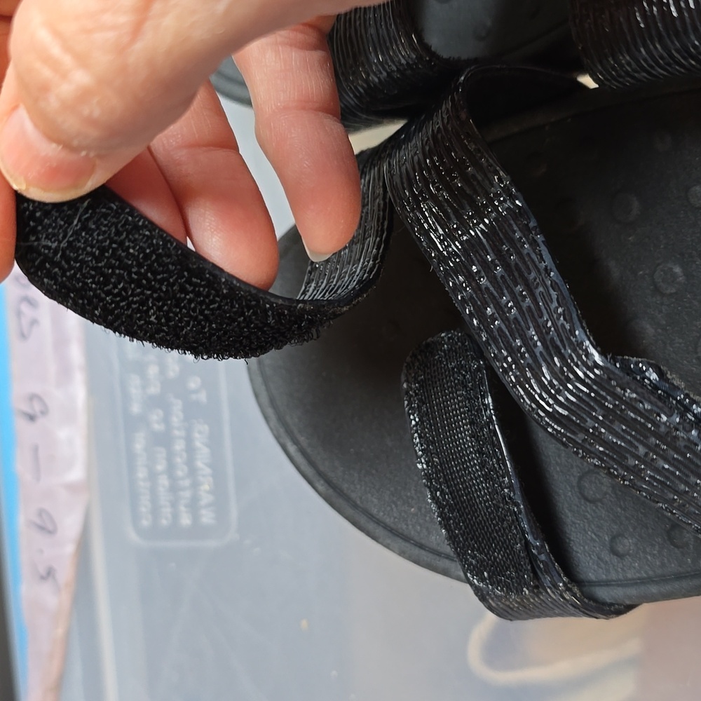 Vionic Sandals - Picture 6 of 7